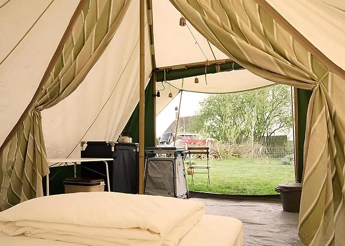 Johanna\'S Bos, De Waardtent