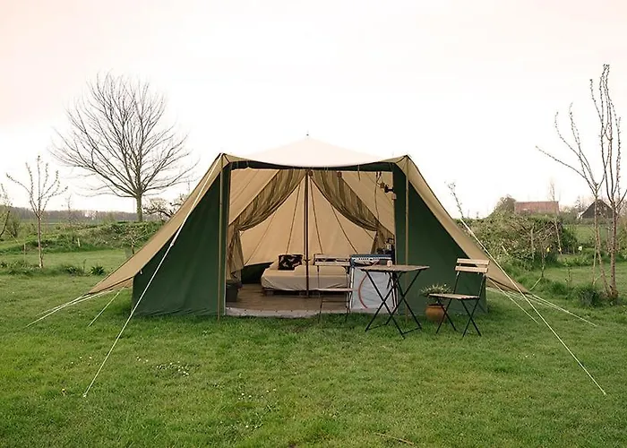 Johanna\'S Bos, De Waardtent