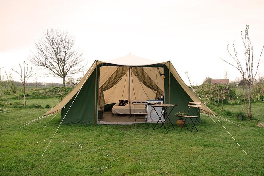 Luxury tent Johanna's Bos, De Waardtent Anna Paulowna